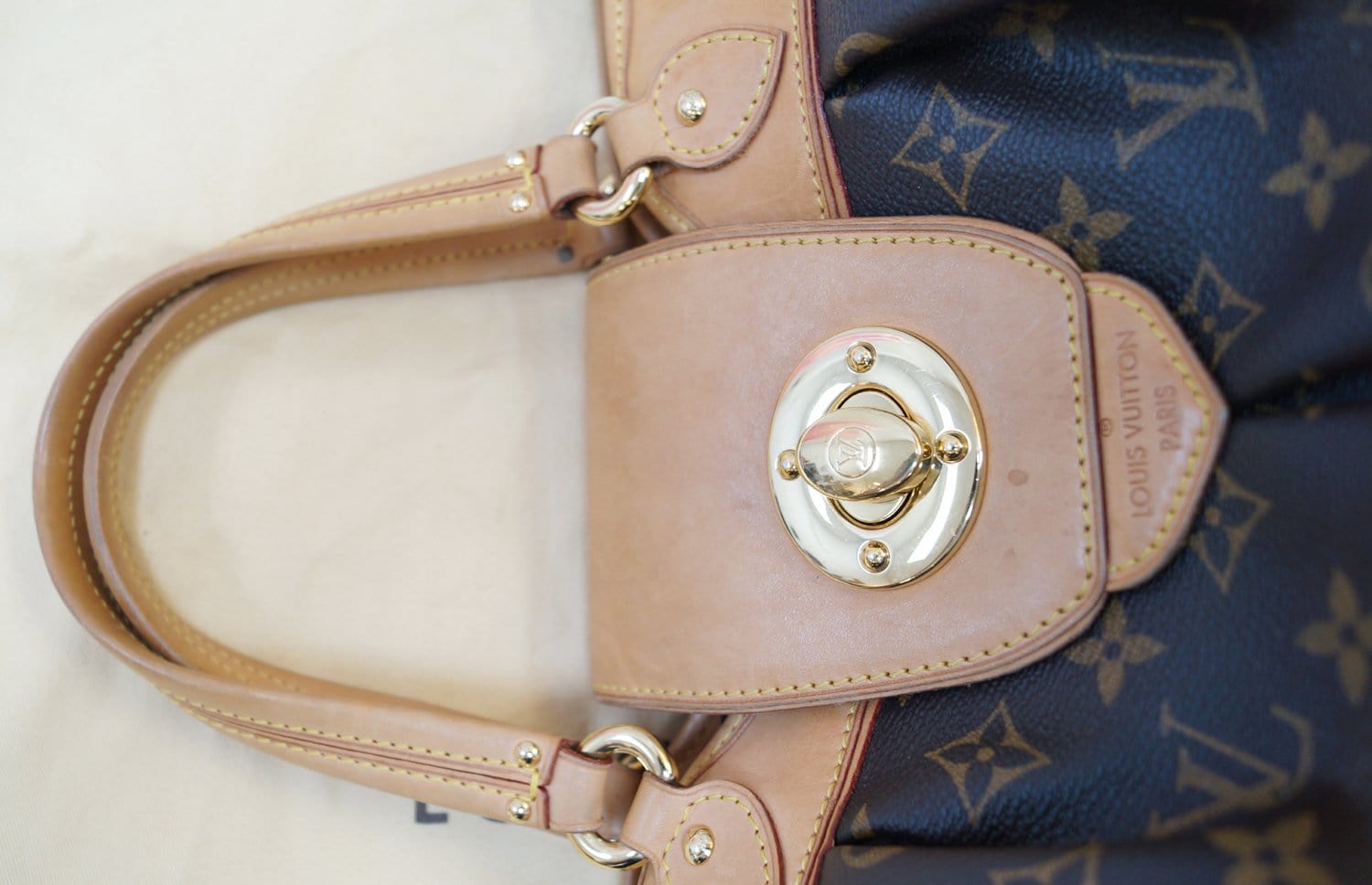 LOUIS VUITTON Boetie GM Monogram Canvas Shoulder Handbag Brown