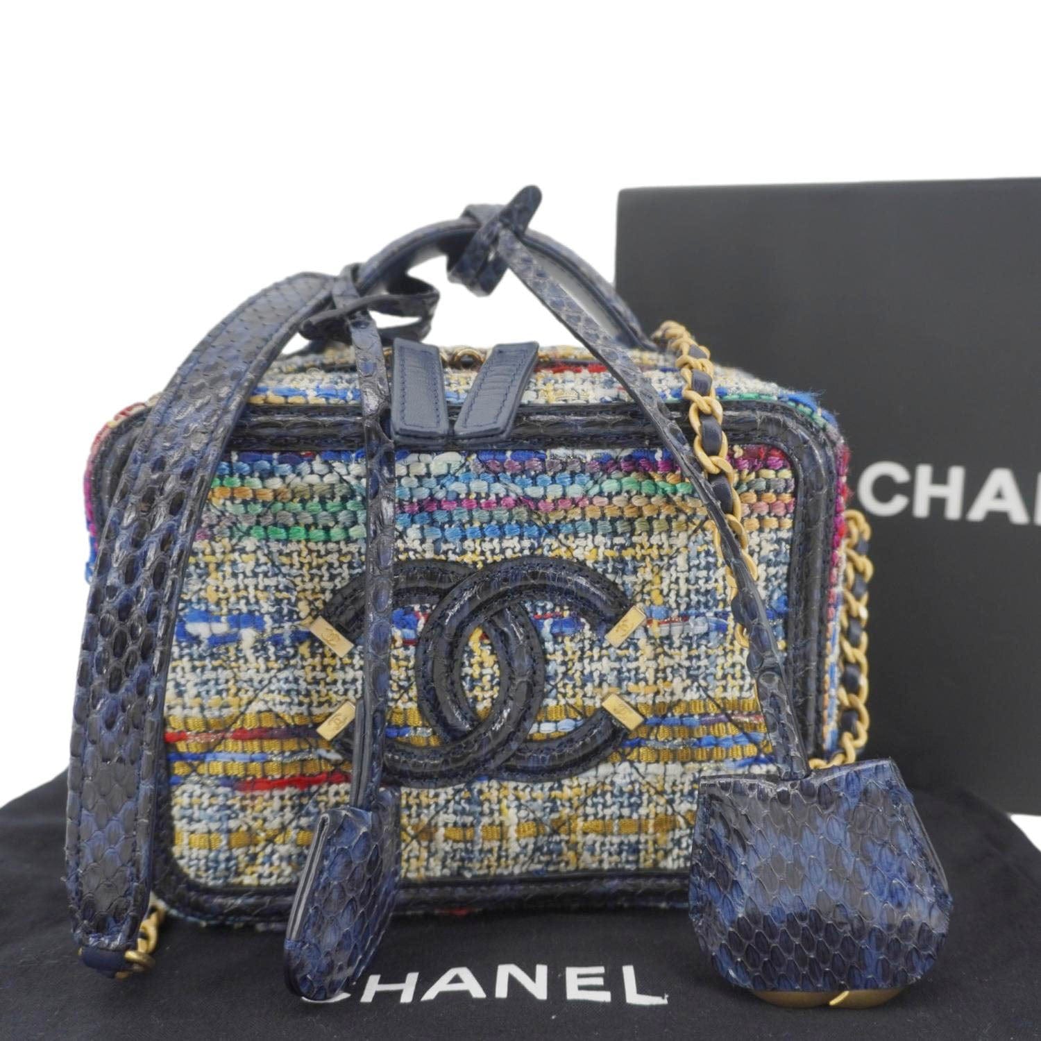 Chanel Filigree CC Small Tweed Vanity Case Multicolor
