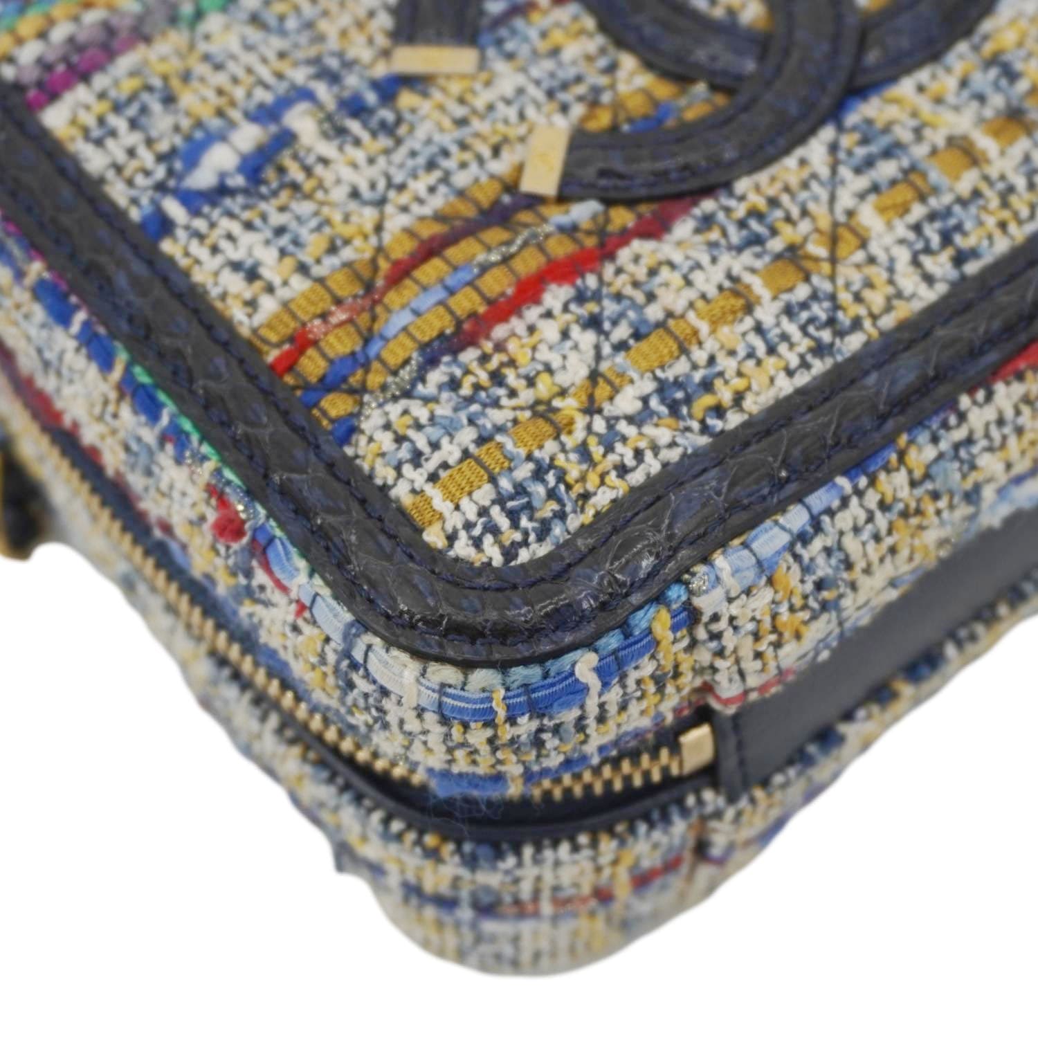 Chanel Filigree CC Small Tweed Vanity Case Multicolor