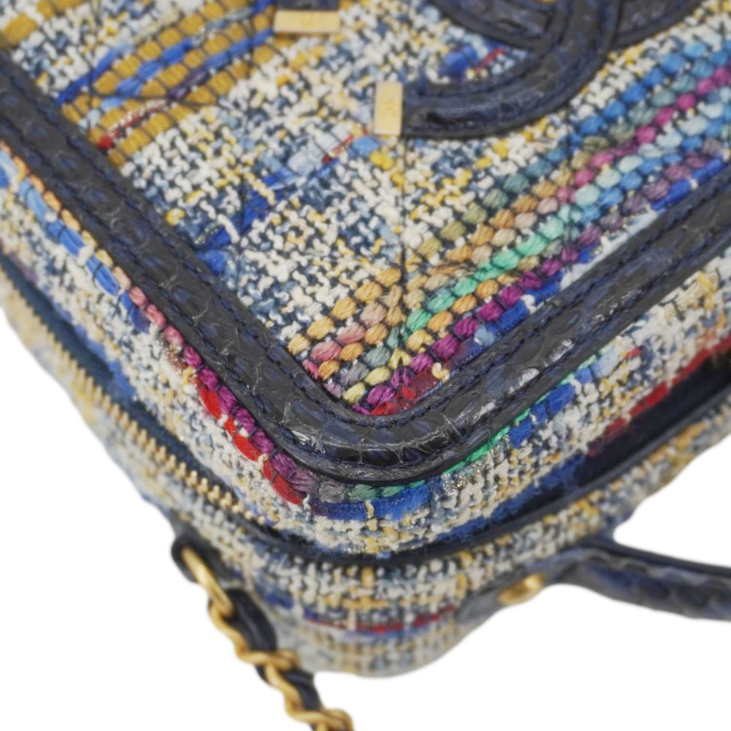 Chanel Filigree CC Small Tweed Vanity Case Multicolor
