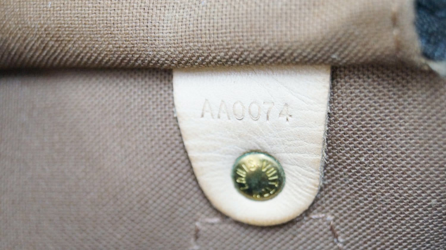LOUIS VUITTON Speedy 30 Monogram Canvas Satchel Bag