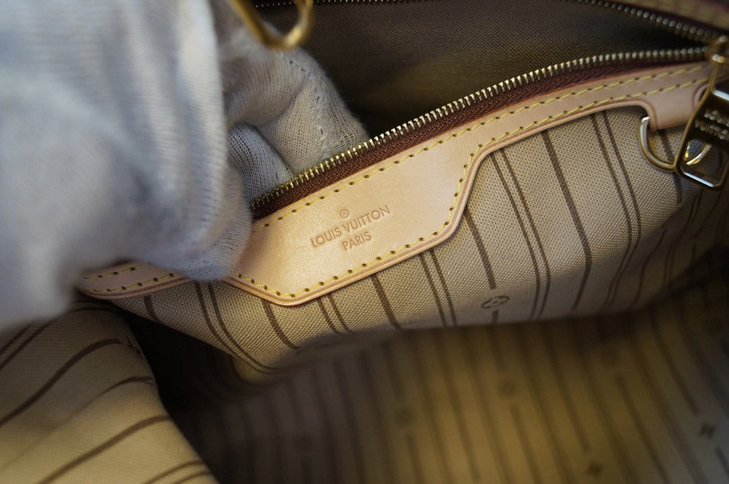 LOUIS VUITTON  Shoulder Bag  Monogram Delightful MM