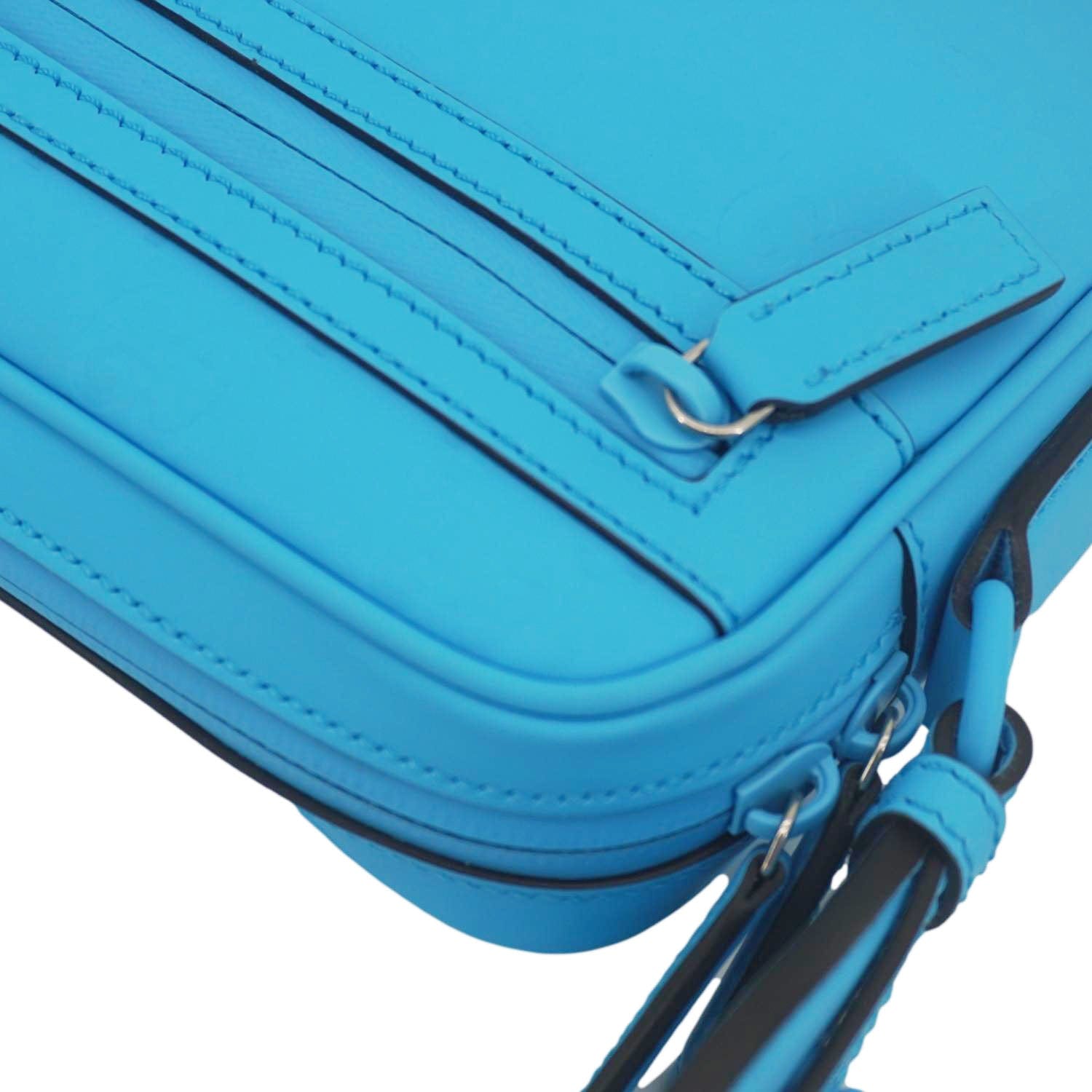 GUCCI Gucci Small Rubber-effect Leather Crossbody Bag Bright Blue 771293