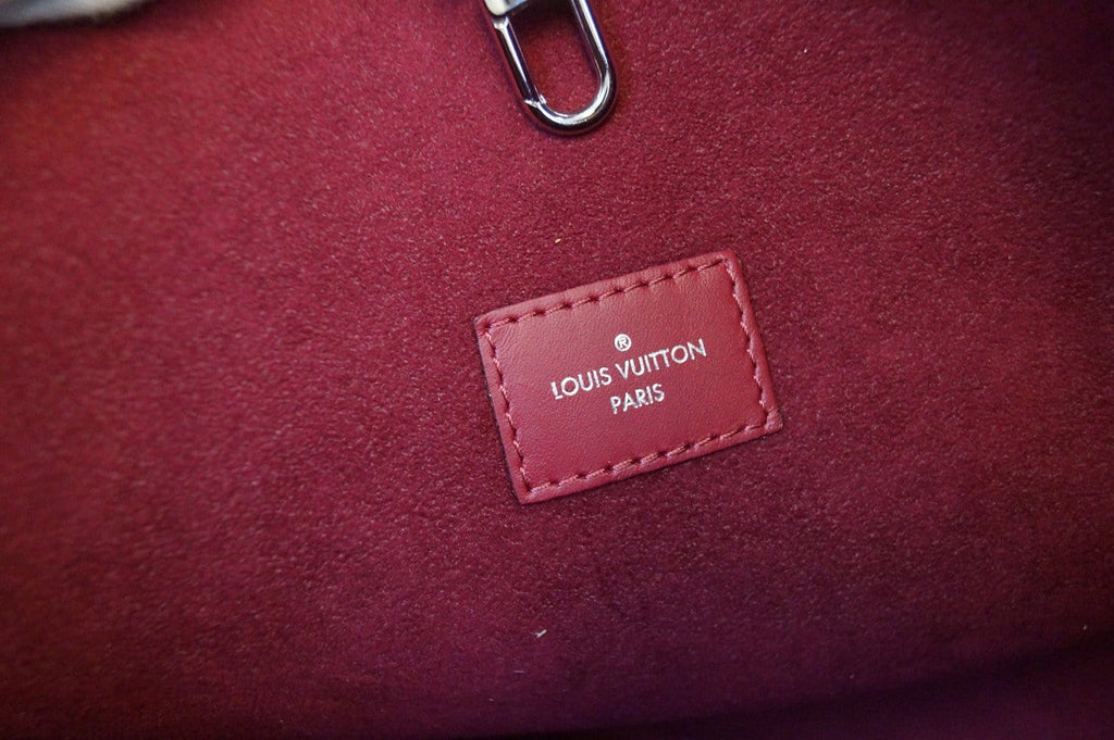 LOUIS VUITTON Fuchsia Epi Leather Neverfull MM Tote Bag