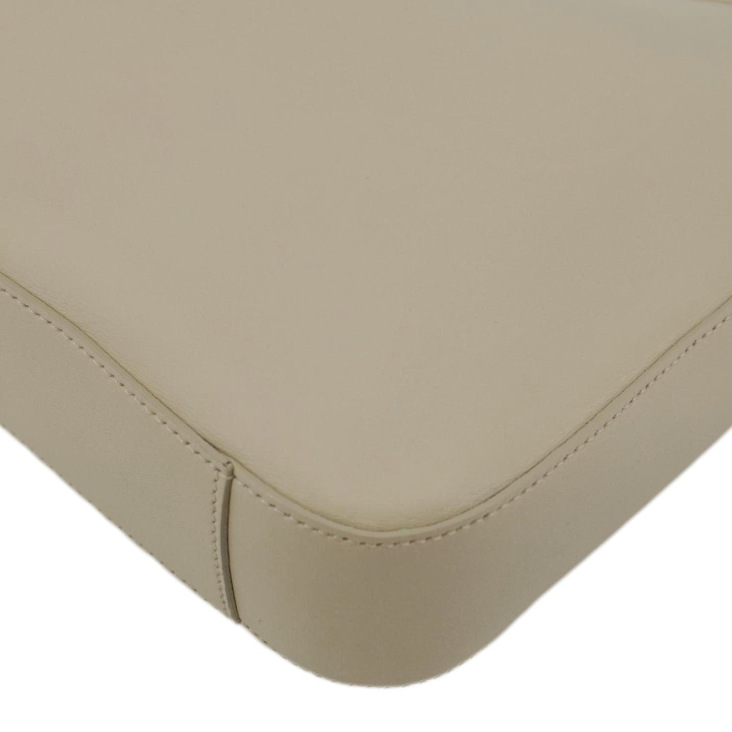 GUCCI Leather Shoulder Bag Cream 001.3812