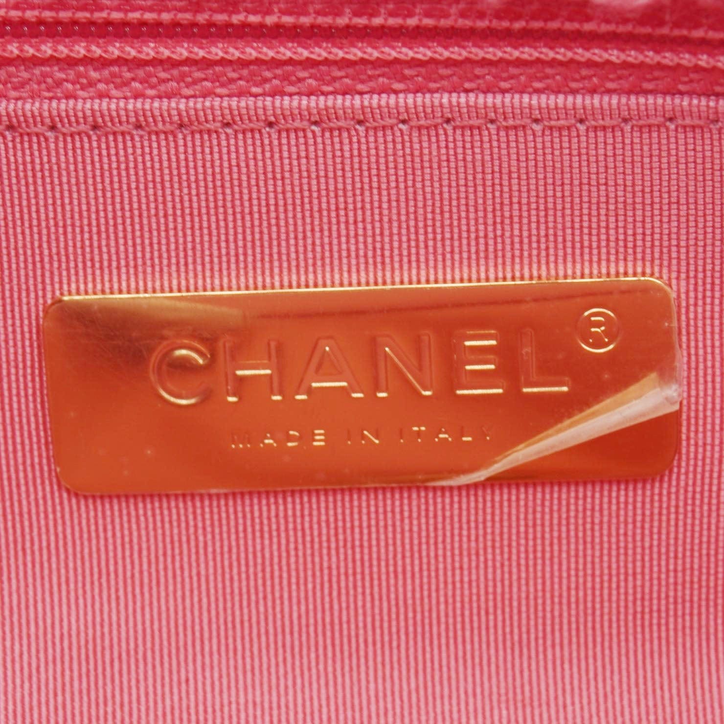 Chanel 19 Flap Medium Quilted Tweed Shoulder Bag Rose Pink