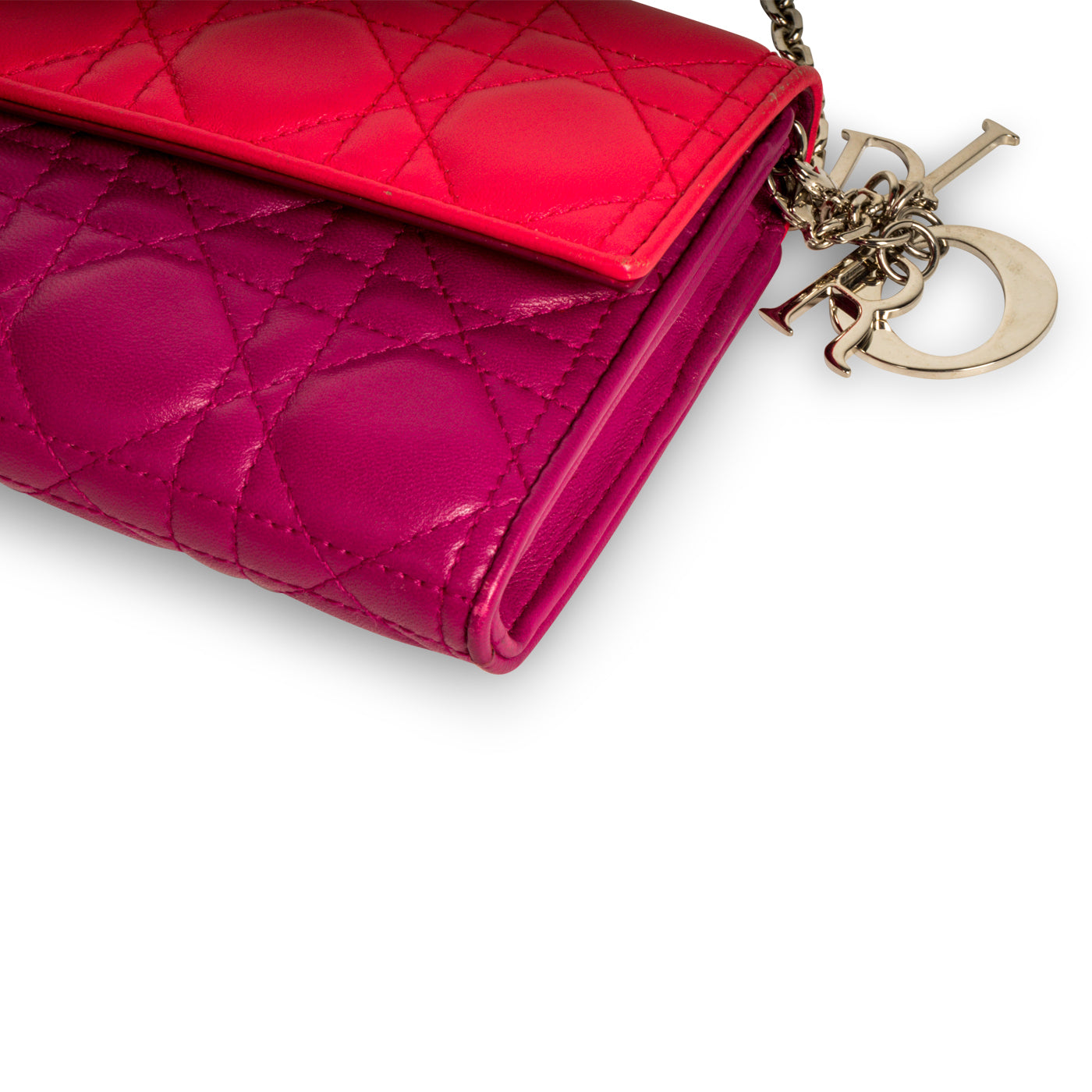 Tri-colour Wallet on Chain