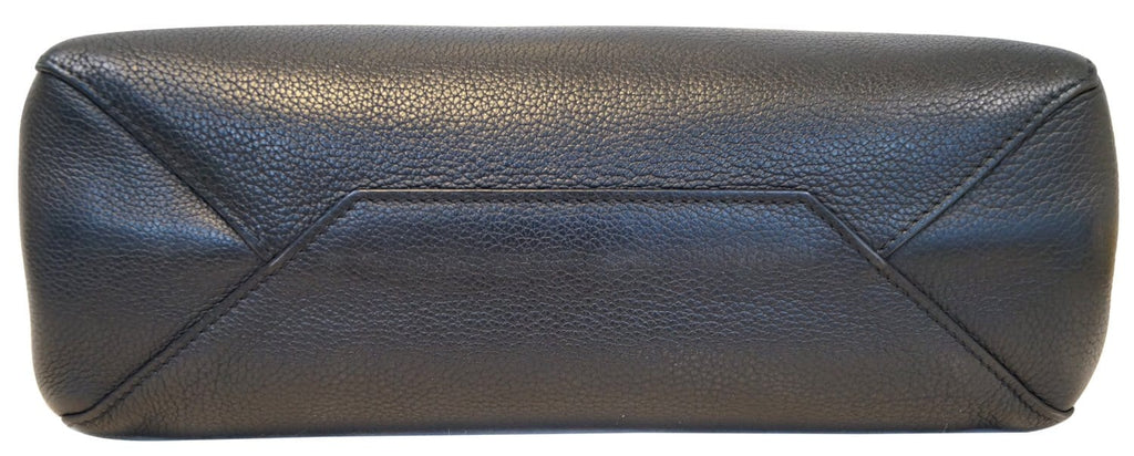 LOUIS VUITTON Vanille Noir Lockme II Shoulder Bag - Final Call