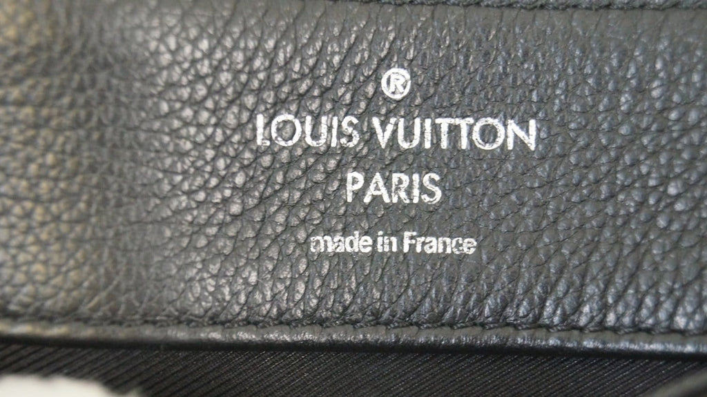 LOUIS VUITTON Vanille Noir Lockme II Shoulder Bag - Final Call