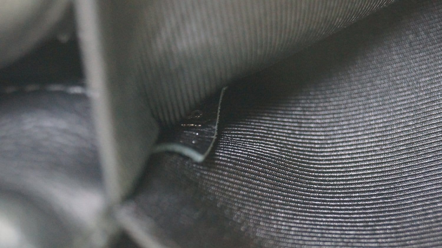 LOUIS VUITTON Vanille Noir Lockme II Shoulder Bag - Final Call
