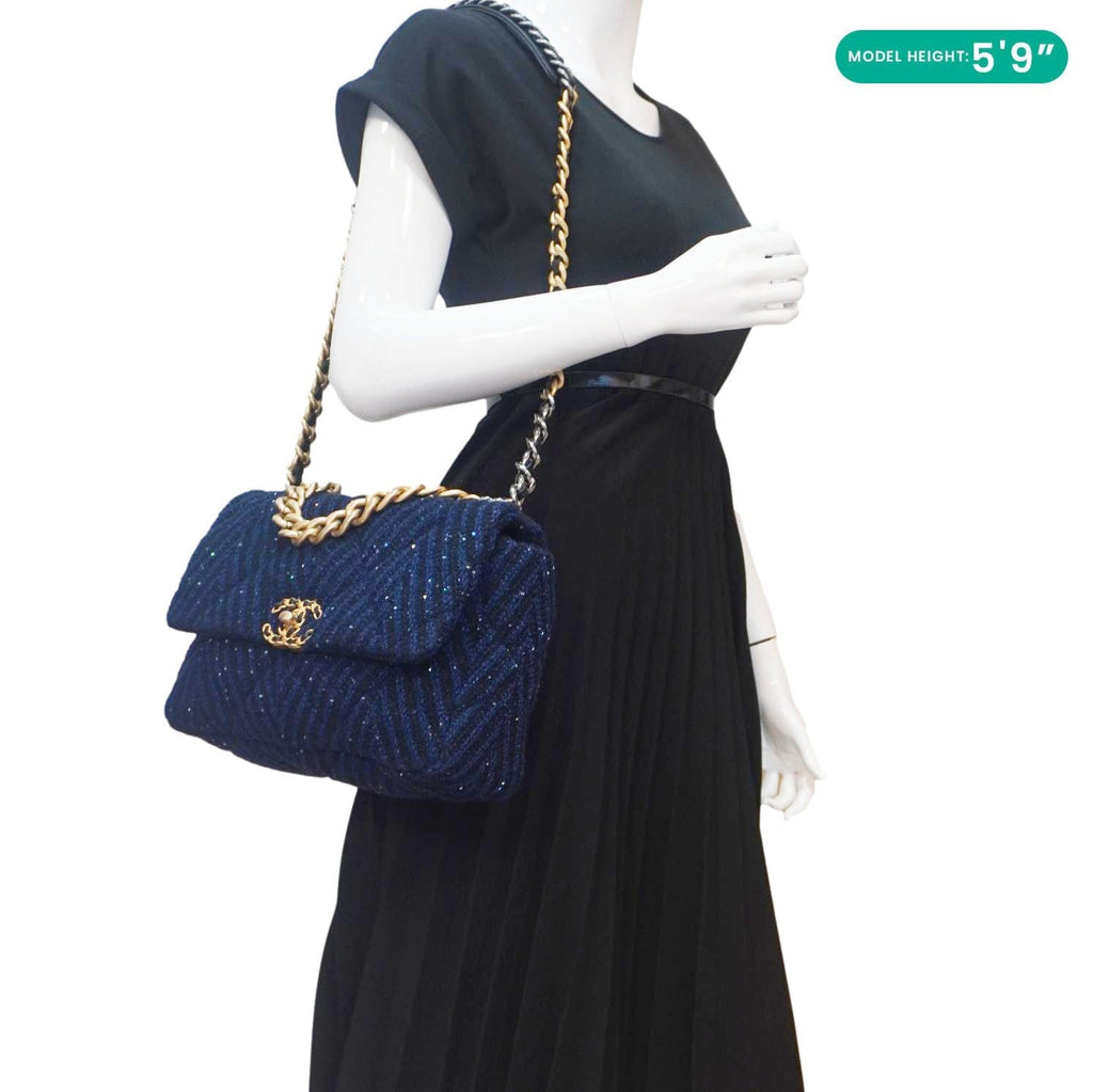 Chanel 19 Flap Quilted Tweed Sequins Shoulder Bag Navy Blue