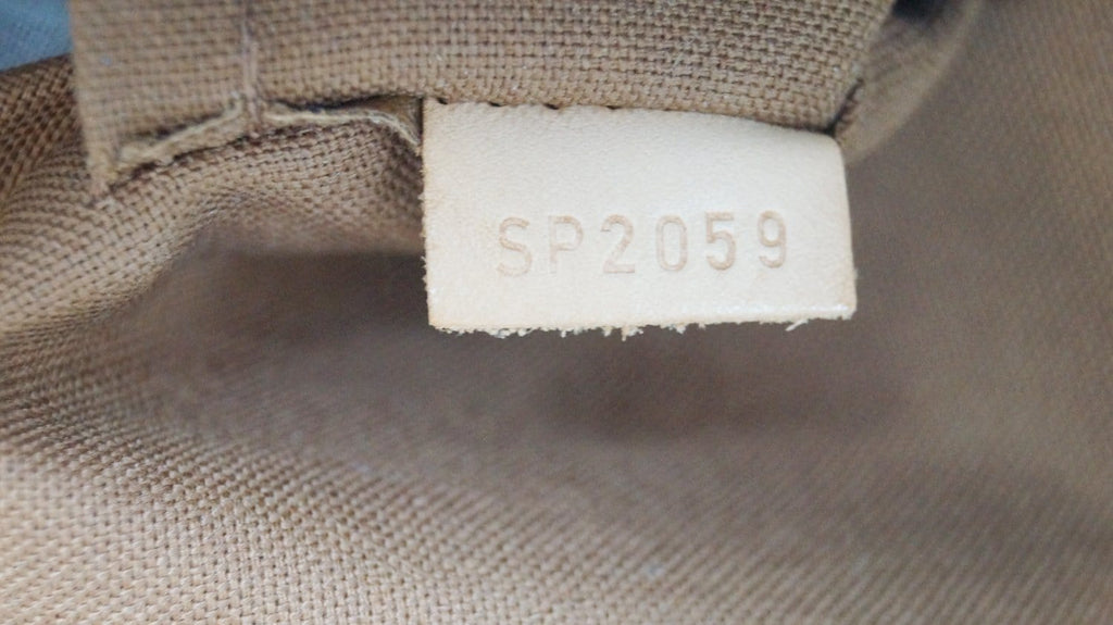 LOUIS VUITTON Monogram Canvas Tivoli GM Brown Shoulder Bag