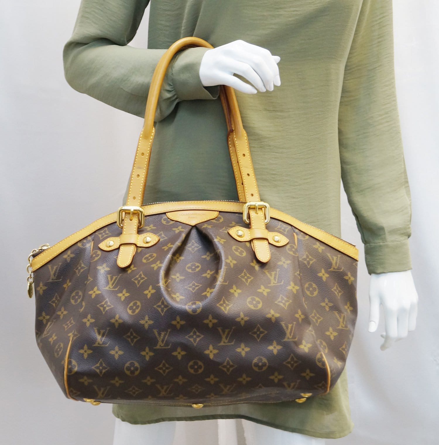 LOUIS VUITTON Monogram Canvas Tivoli GM Brown Shoulder Bag