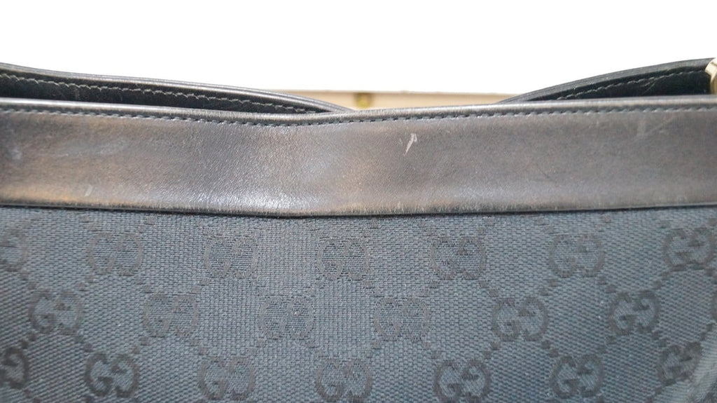 GUCCI Gucci Signature Monogram Black Leather Shoulder Bag