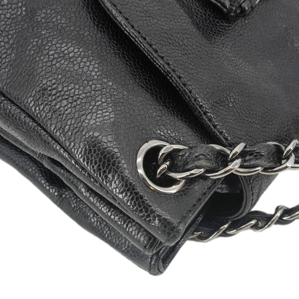 Chanel Pocket in The City Caviar Leather Shoulder Bag Black