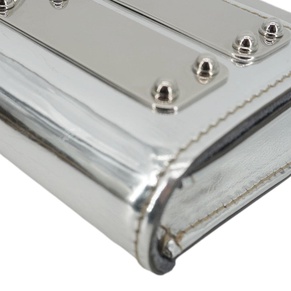 GUCCI Mirror Metallic Patent Leather Clutch Silver