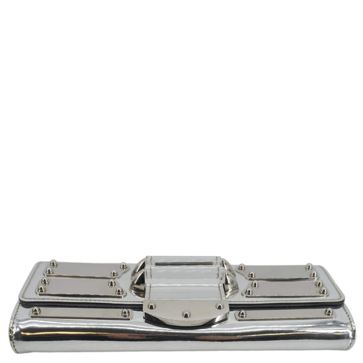 GUCCI Mirror Metallic Patent Leather Clutch Silver