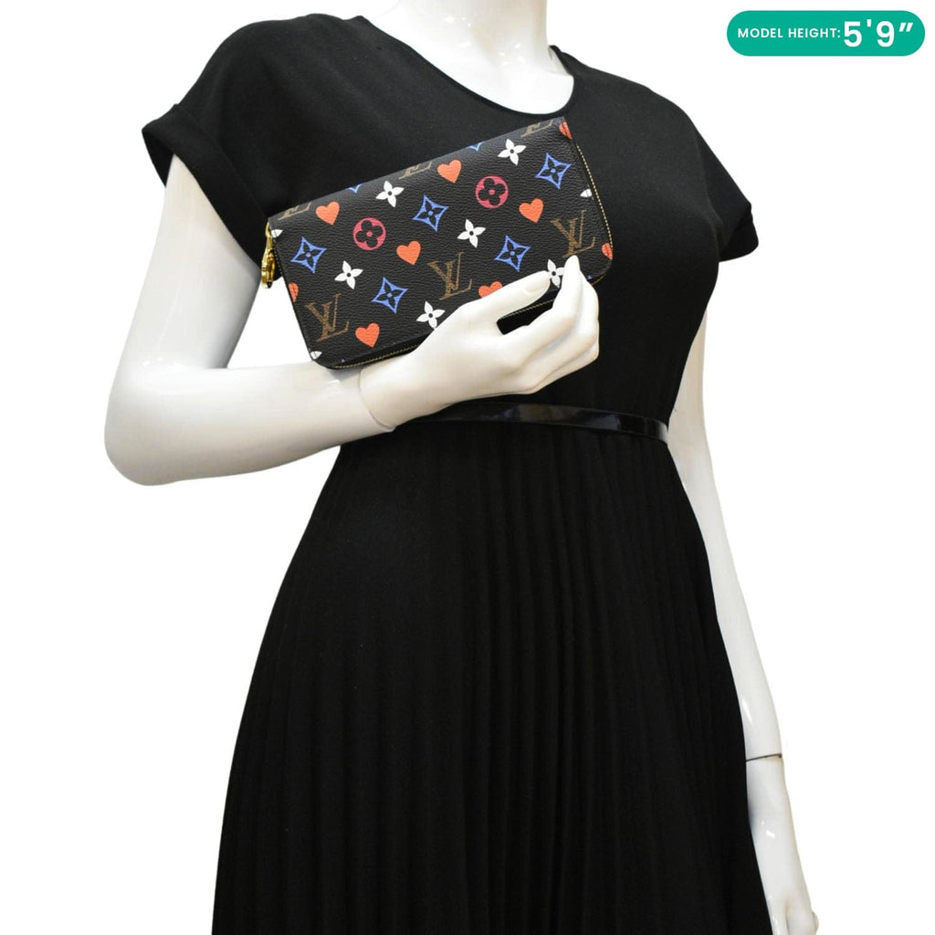 LOUIS VUITTON Game On Multicolor Monogram Canvas Zippy Wallet Black