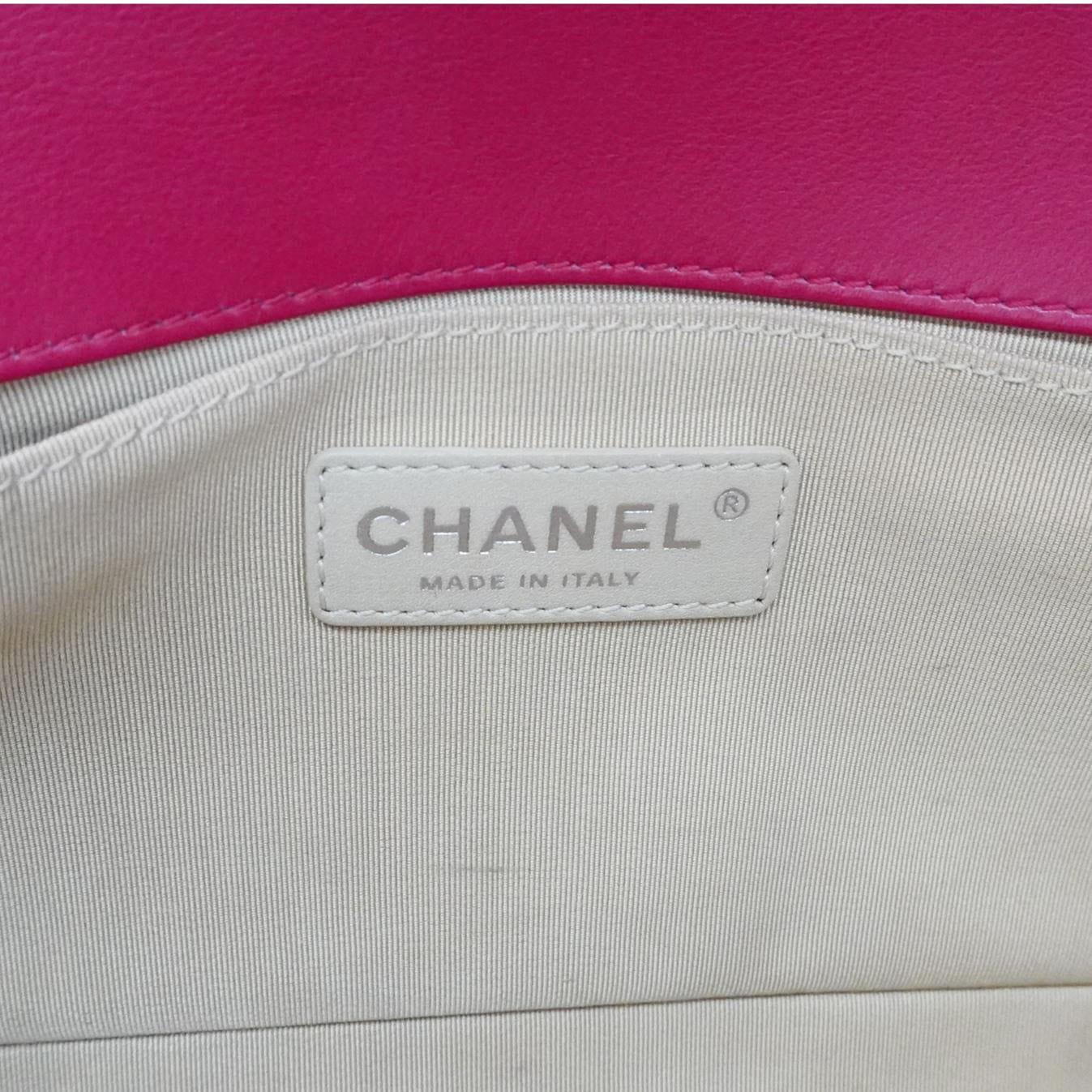 Chanel Boy Mixed Chevron Flap Lambskin Quilted Shoulder Bag Red