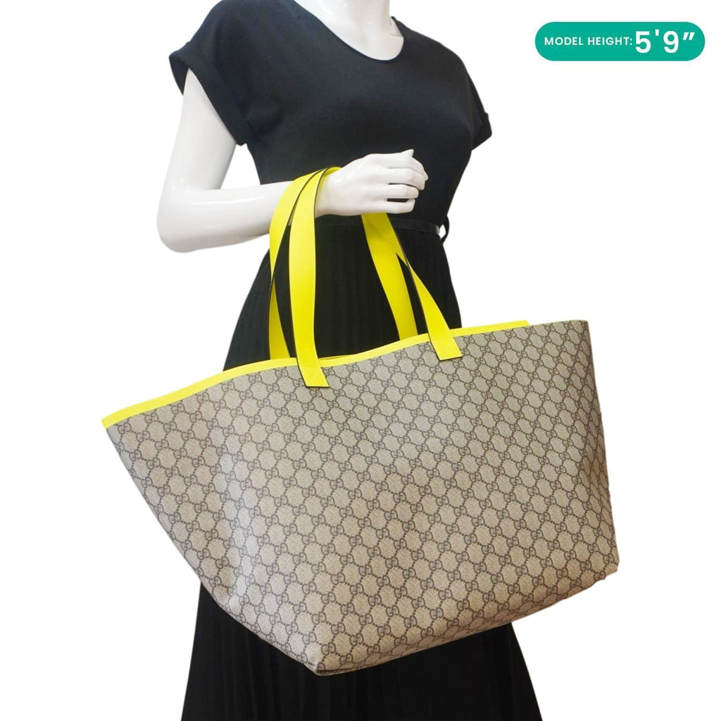 GUCCI Ophidia Medium Gucci Supreme Canvas Tote Bag Neon Yellow 786899