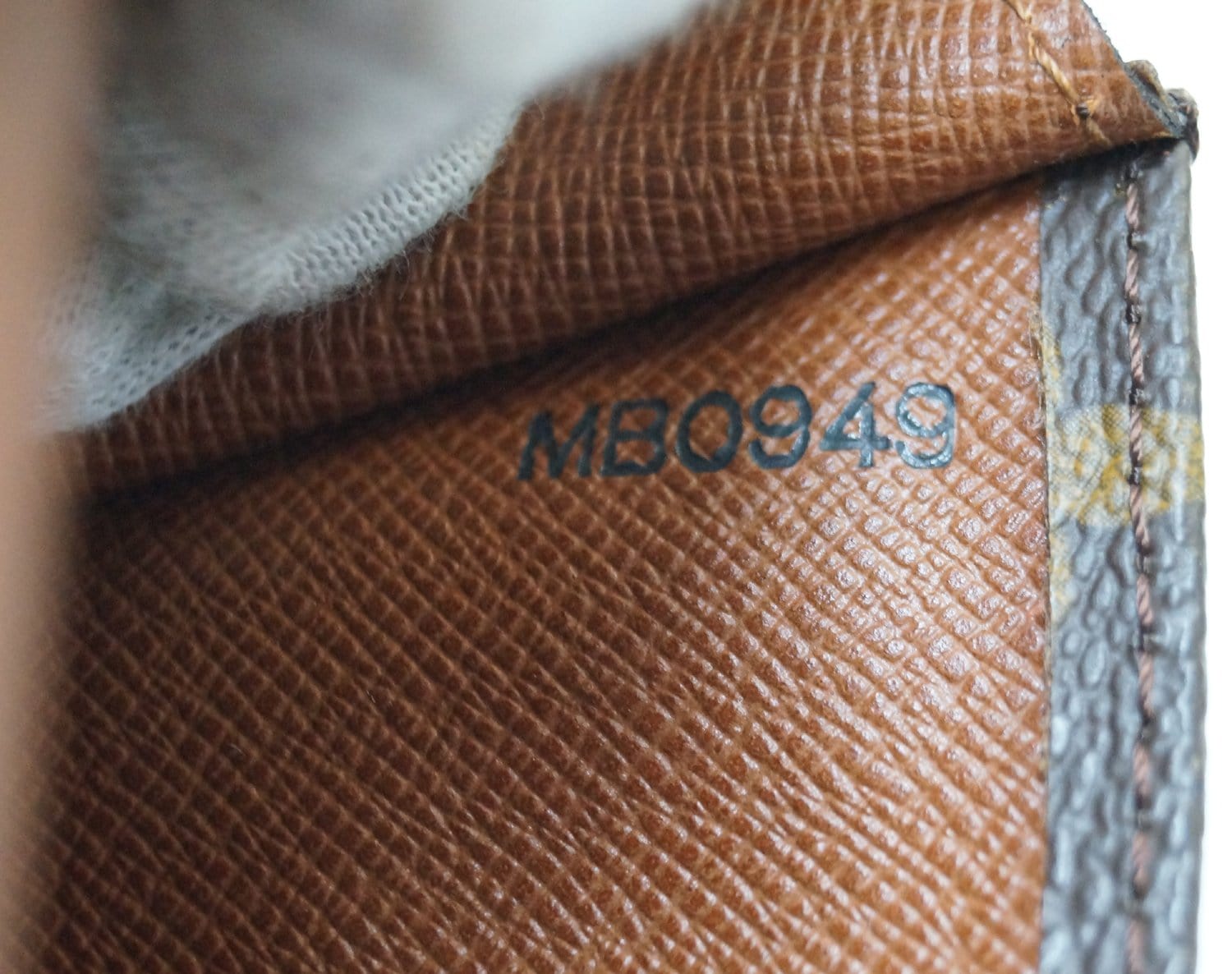 LOUIS VUITTON Monogram Canvas Pochette Rabat Clutch Bag