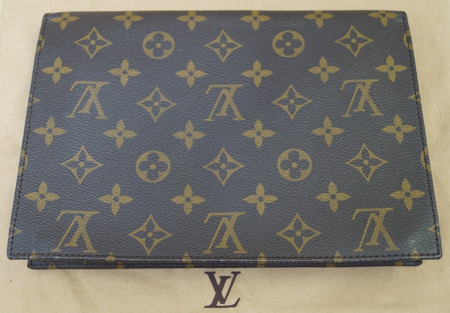 LOUIS VUITTON Monogram Canvas Pochette Rabat Clutch Bag