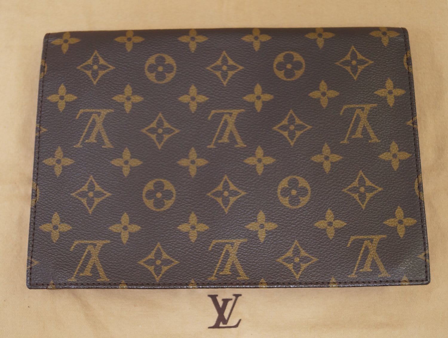 LOUIS VUITTON Monogram Canvas Pochette Rabat Clutch Bag