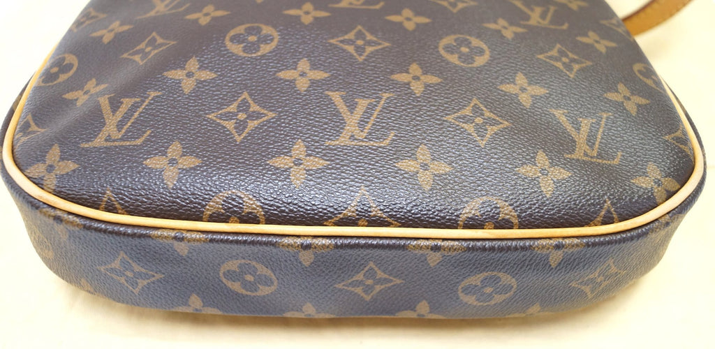 LOUIS VUITTON Monogram Canvas Odeon PM Shoulder Crossbody Bag