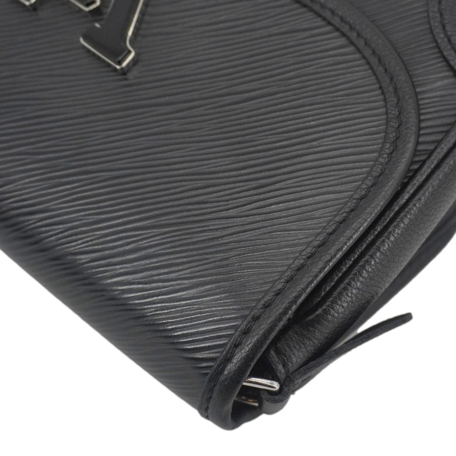 LOUIS VUITTON Buci Epi Leather Shoulder Bag Black