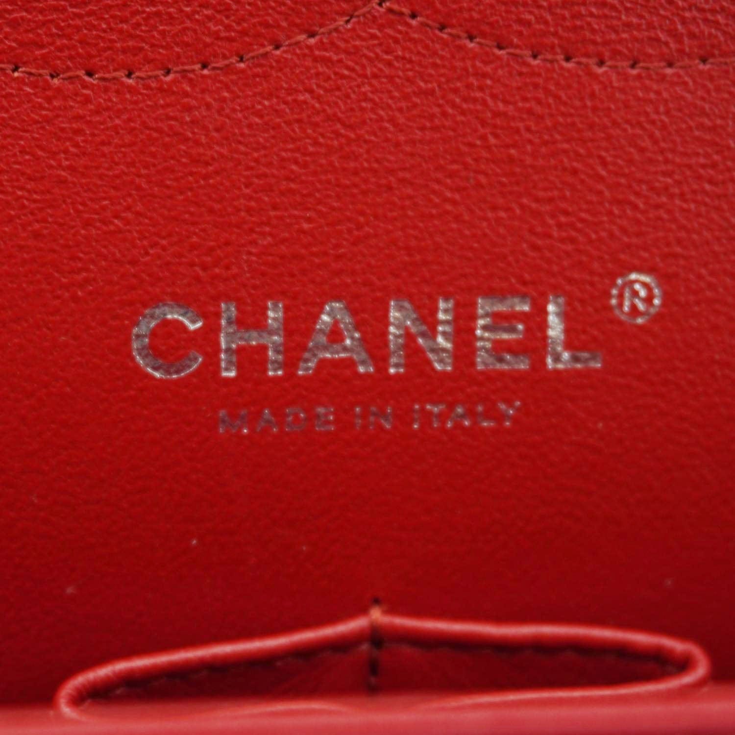 Chanel Classic Jumbo Double Flap Quilted Leather Crossbody Bag Red