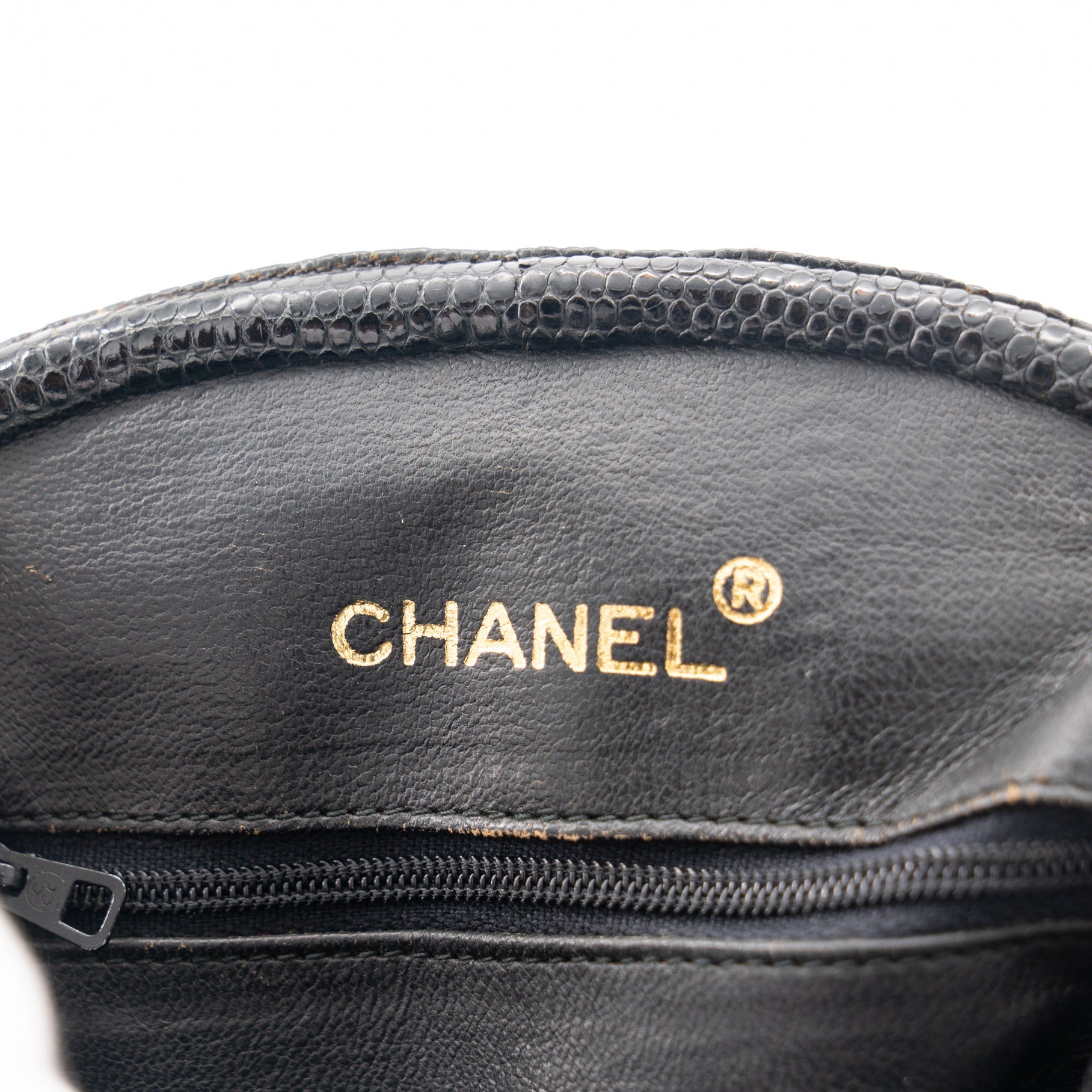 CHANEL vintage shoulder bag