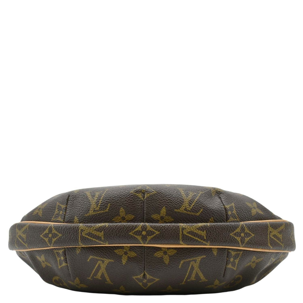 LOUIS VUITTON Croissant MM Monogram Canvas Shoulder Bag Brown