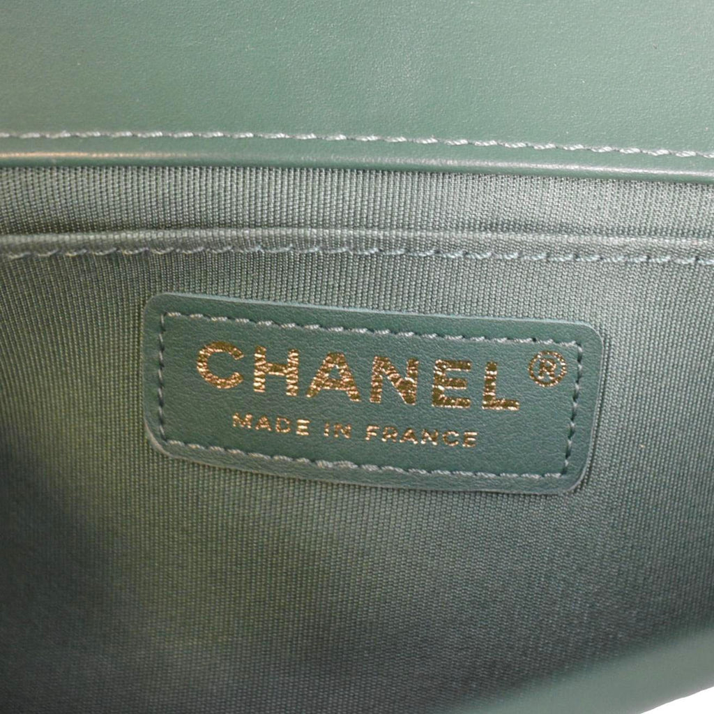 Chanel Boy Flap Woven Leather Shoulder Bag Green