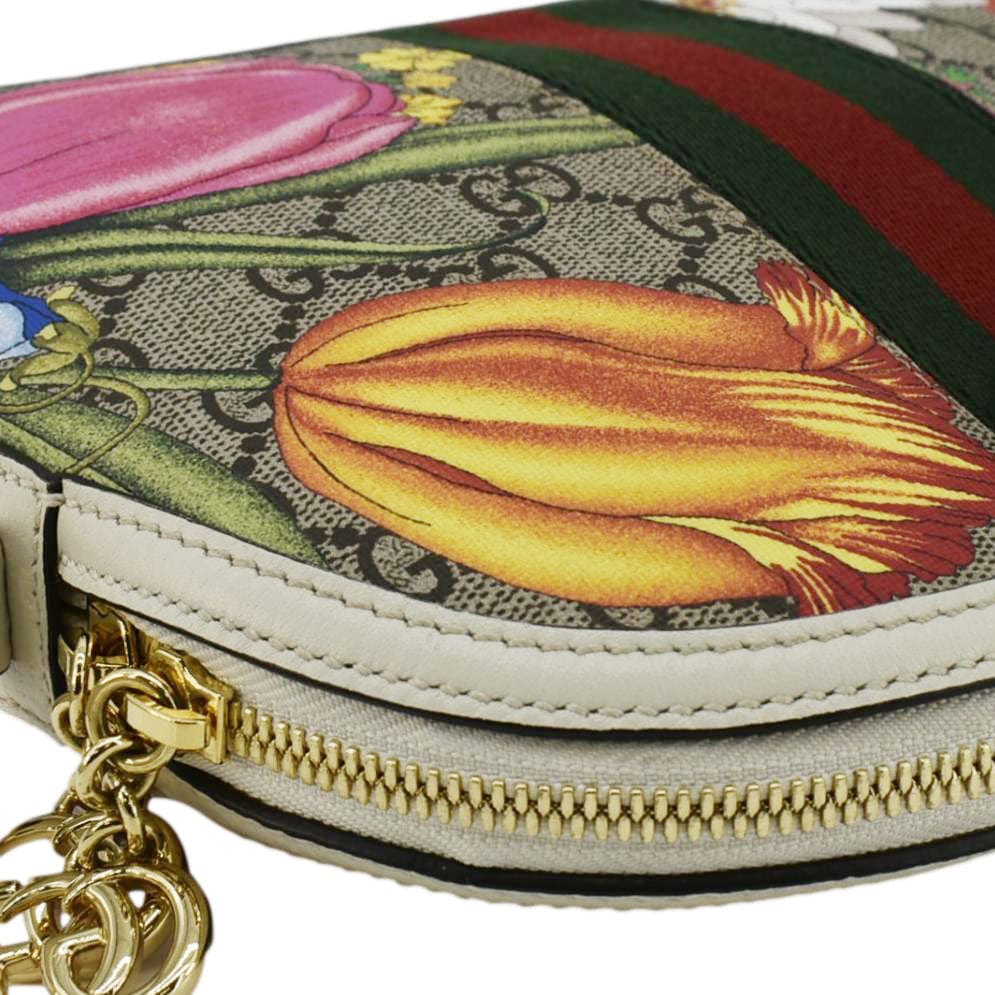 GUCCI Ophidia Flora Dome Small Gucci Supreme Monogram Shoulder Bag White 499621