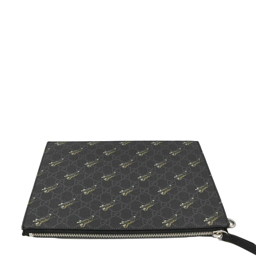 GUCCI Tiger Print Gucci Supreme Canvas Clutch Bag Black 575136