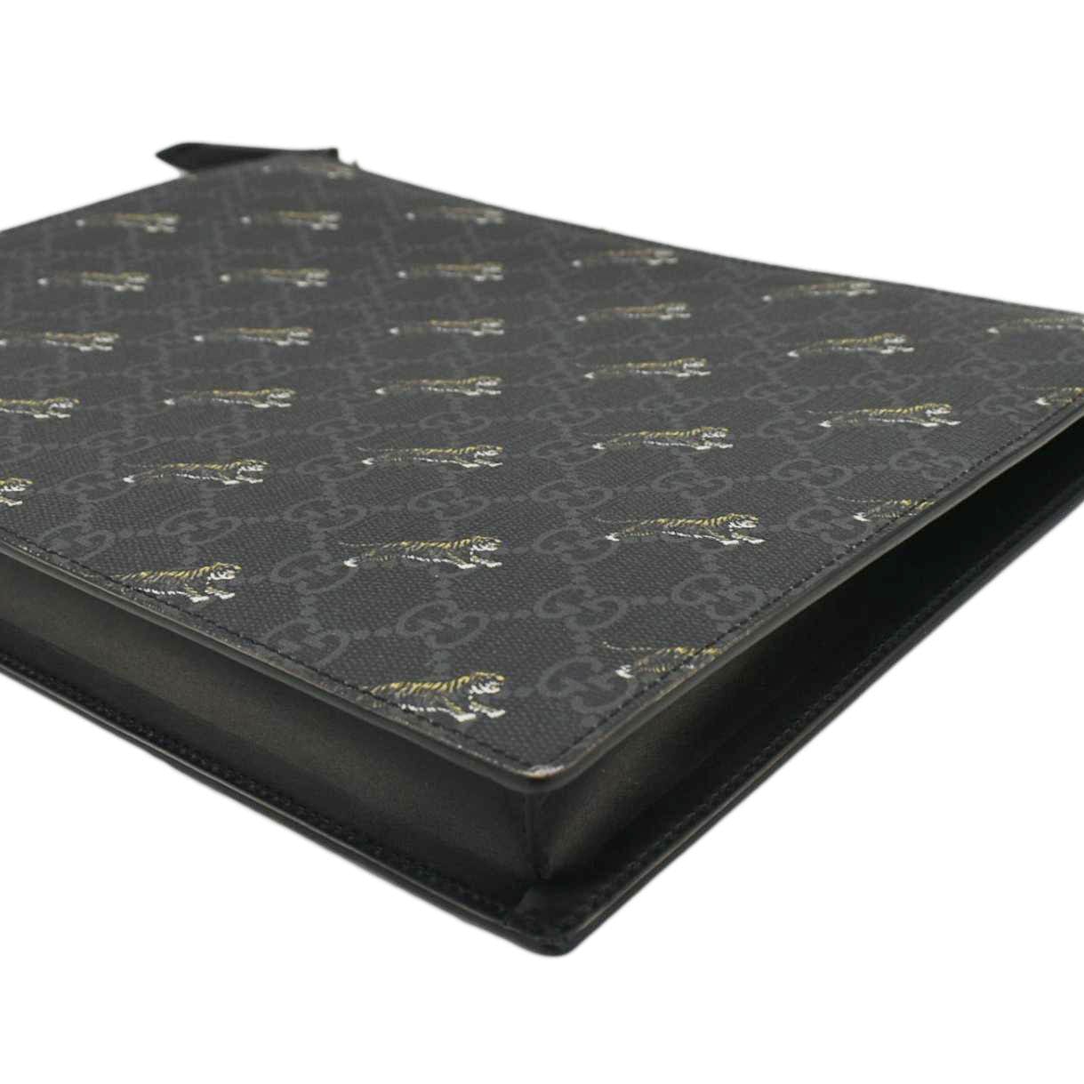GUCCI Tiger Print Gucci Supreme Canvas Clutch Bag Black 575136
