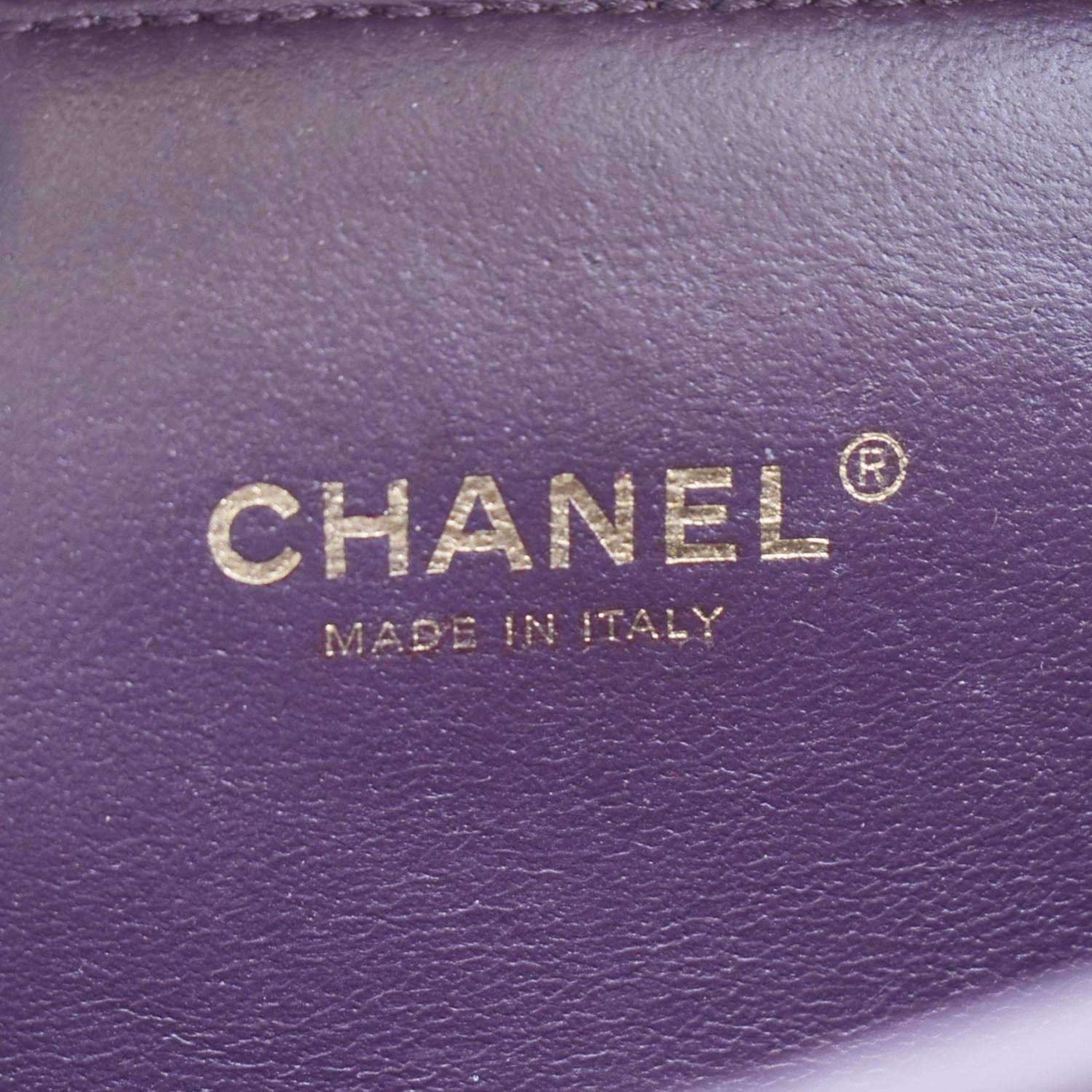 Chanel Vanity Case Filigree CC Caviar Quilted Shoulder Bag Red