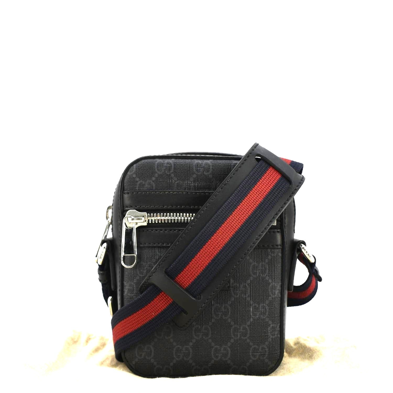 GUCCI Gucci Supreme Canvas Web Messenger Bag Black 598103
