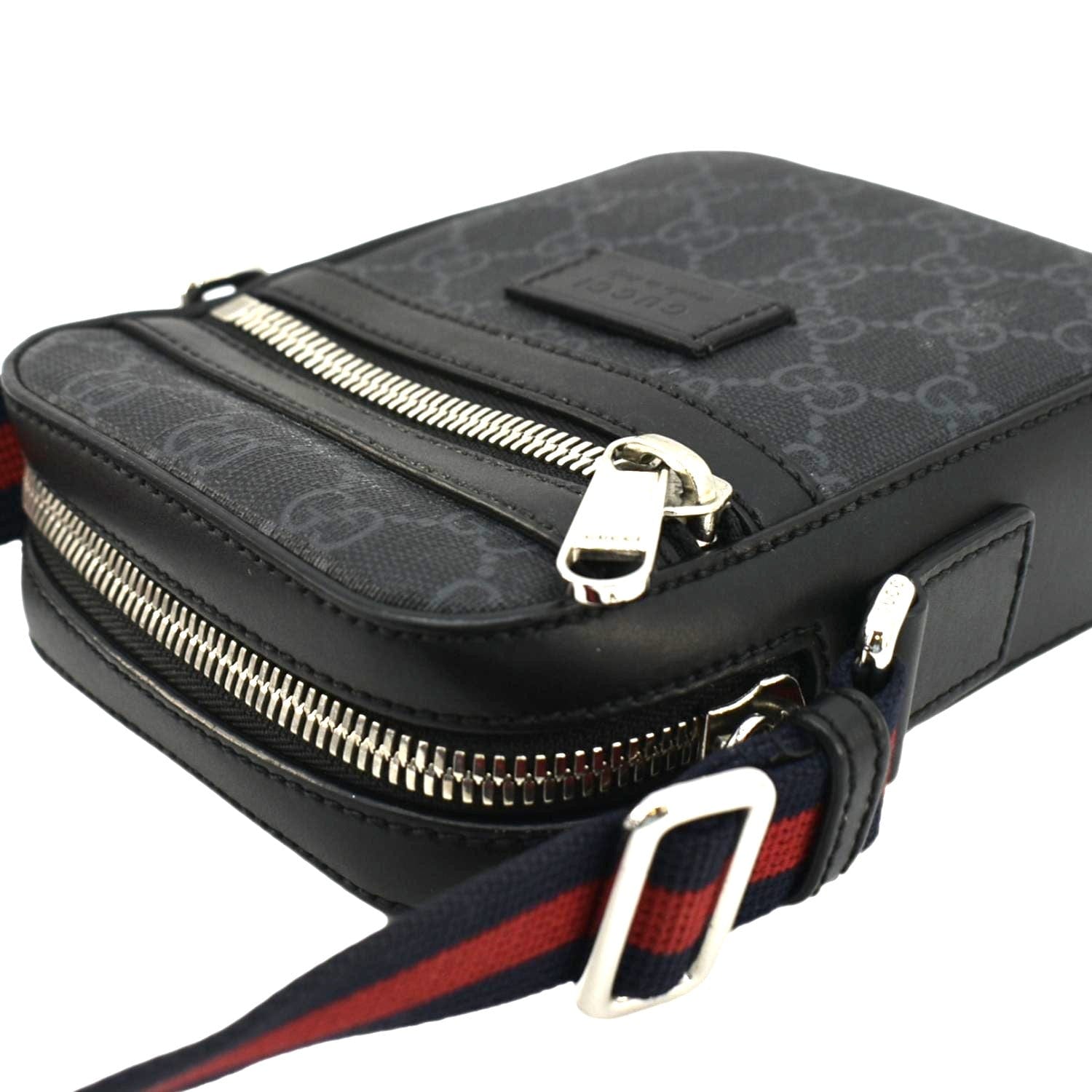 GUCCI Gucci Supreme Canvas Web Messenger Bag Black 598103