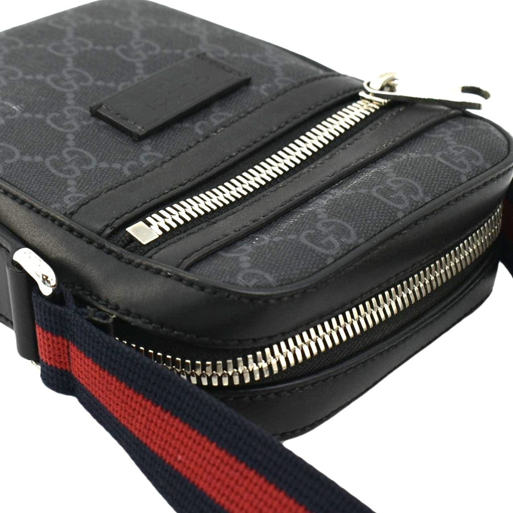 GUCCI Gucci Supreme Canvas Web Messenger Bag Black 598103