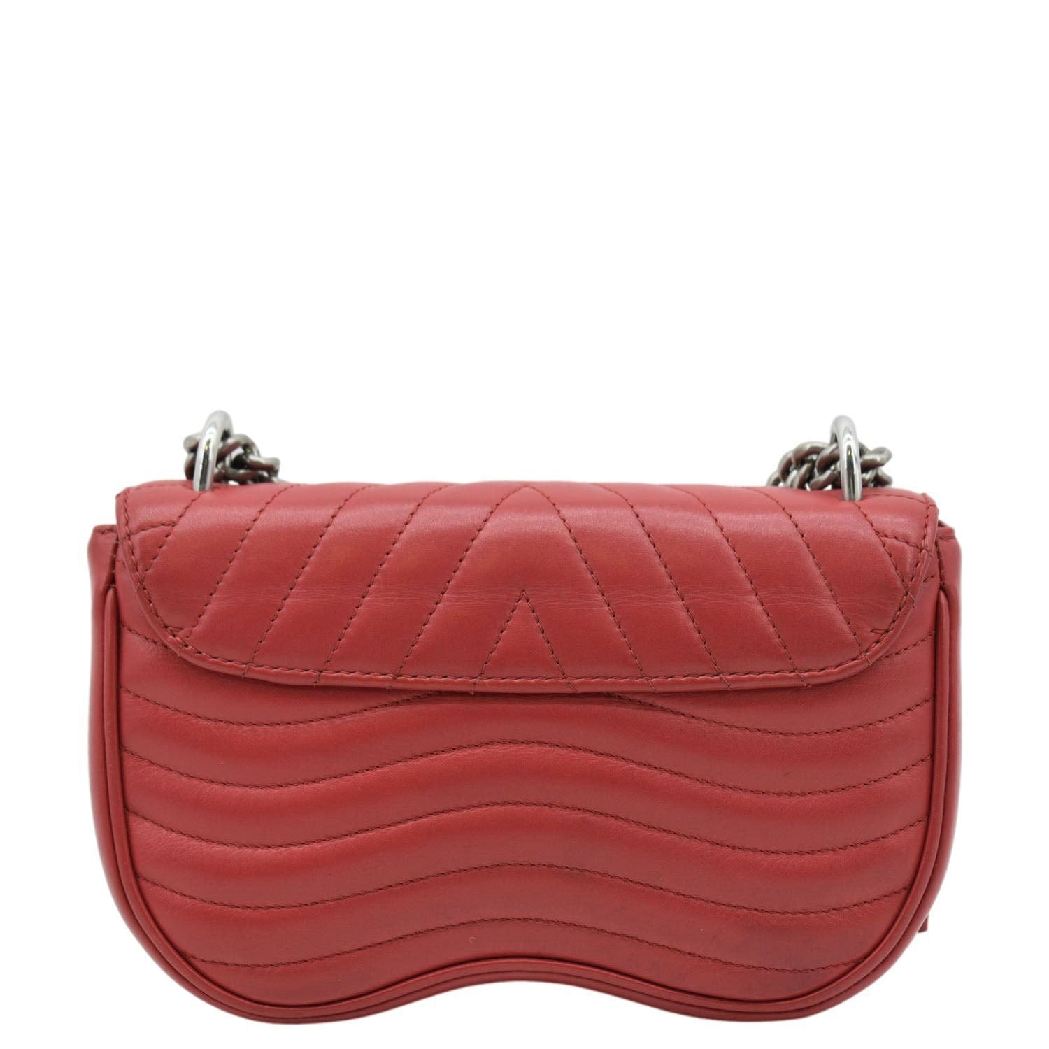 LOUIS VUITTON New Wave Chain MM Leather Shoulder Bag Red