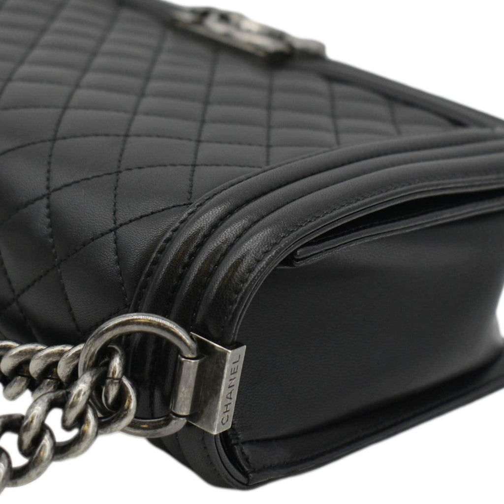 Chanel Boy Flap Medium Quilted Leather Shoulder Bag Black