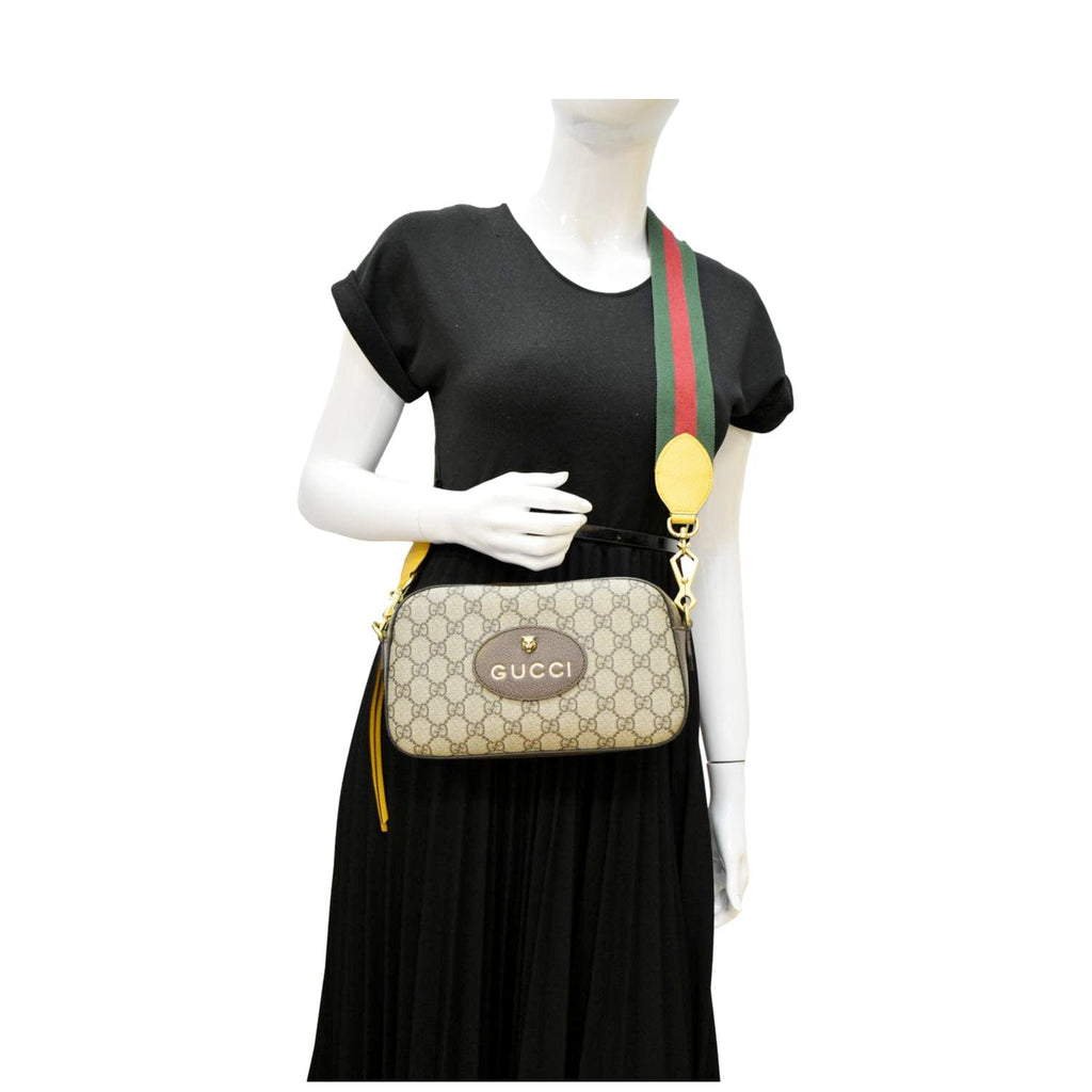 GUCCI Neo  Gucci Supreme Canvas Messenger Bag Beige 476466