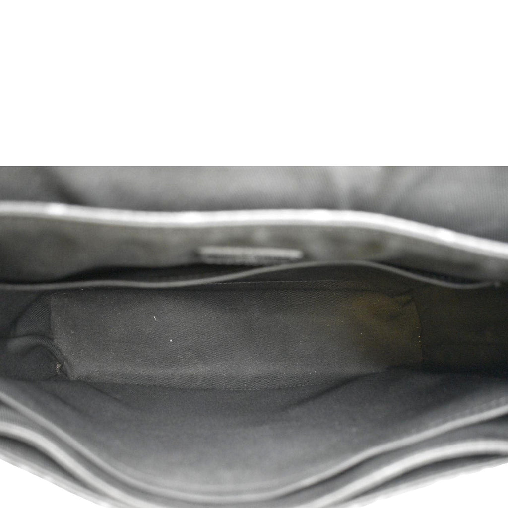 LOUIS VUITTON District MM Monogram Eclipse Messenger Bag Black