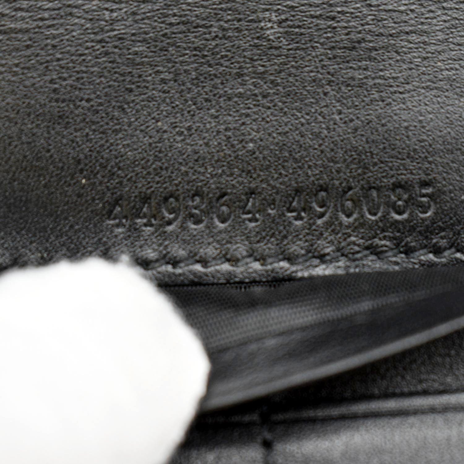 GUCCI Microguccissima Leather Zip Wallet Black 449364