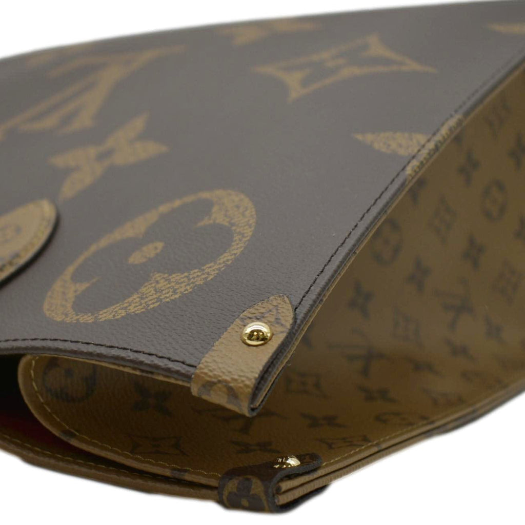 LOUIS VUITTON Onthego GM Giant Monogram Canvas Tote Bag Brown