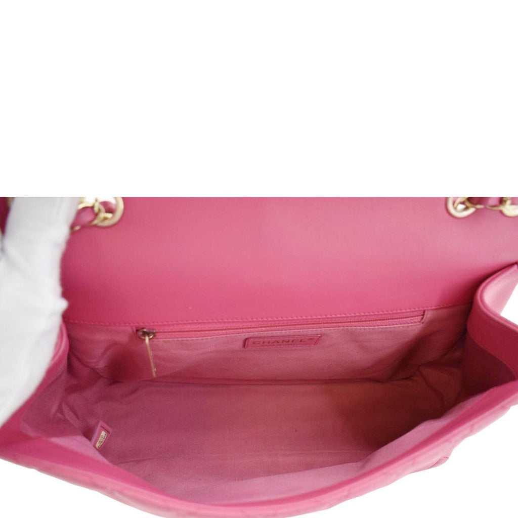 Chanel Mademoiselle Chic Flap Medium Leather Shoulder Bag Pink