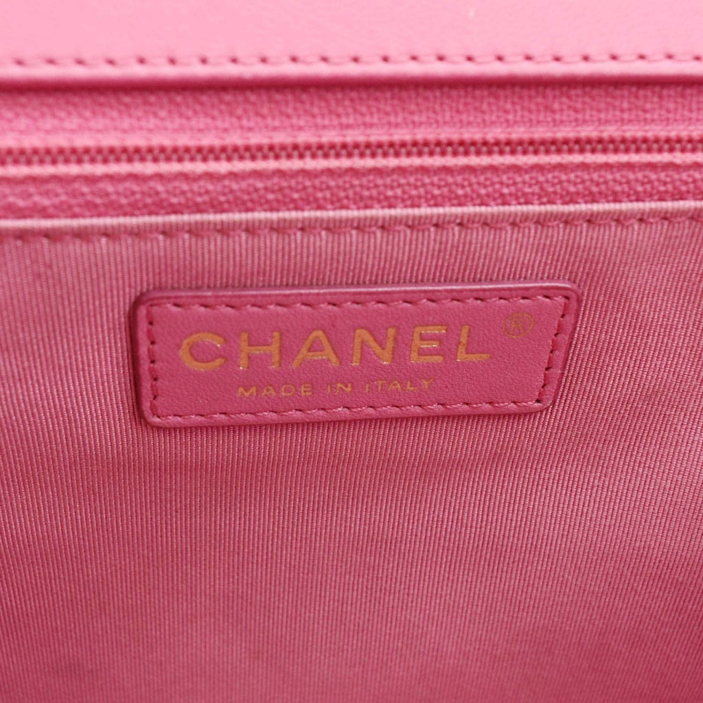 Chanel Mademoiselle Chic Flap Medium Leather Shoulder Bag Pink