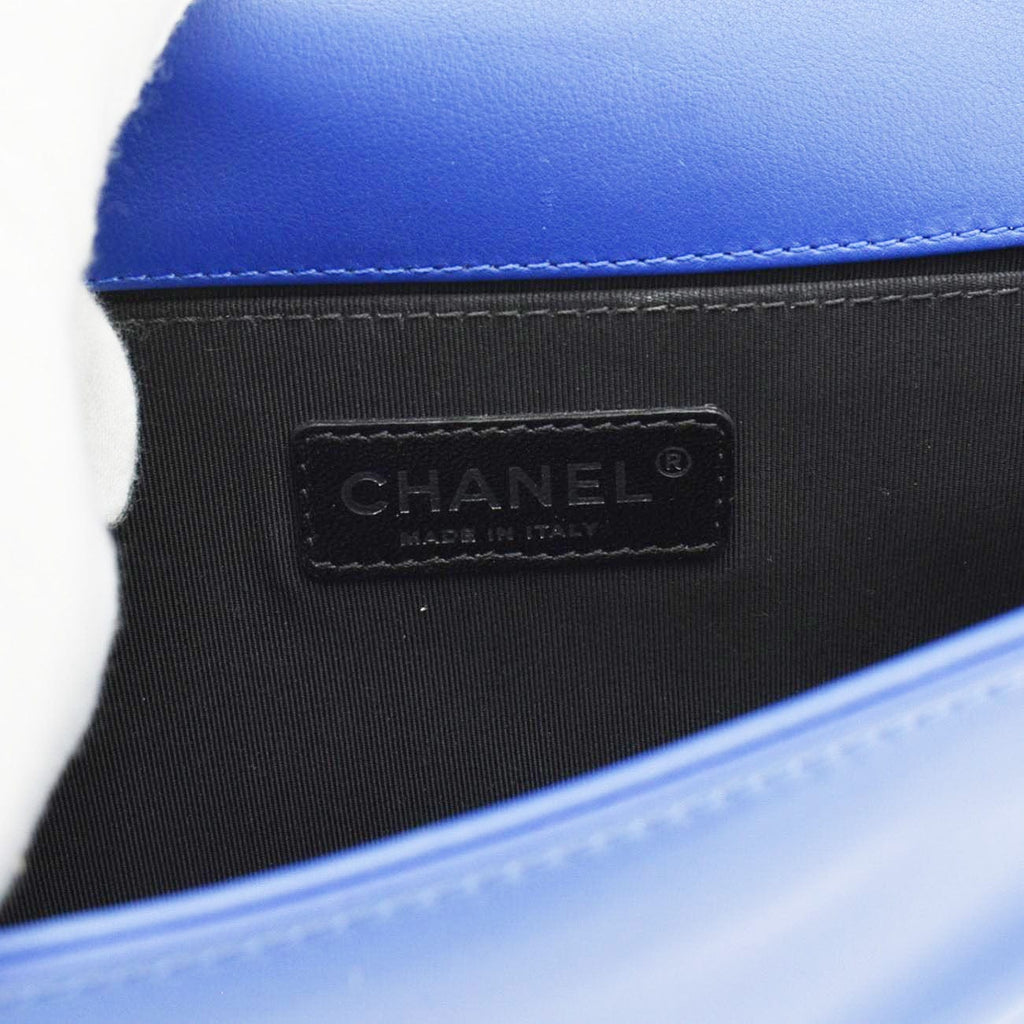 Chanel Boy Flap Old Medium Plexiglass Patent Leather Crossbody Bag Blue