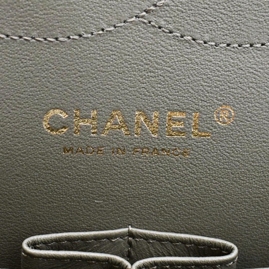 Chanel Classic Jumbo Flap Chevron Leather Crossbody Bag Olive